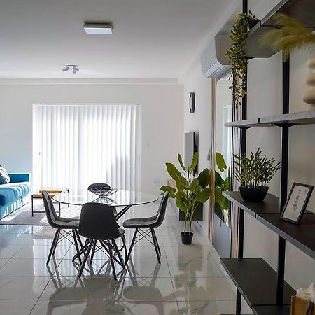 Luxurious Apartment Next To The Sea Gzira Exteriér fotografie